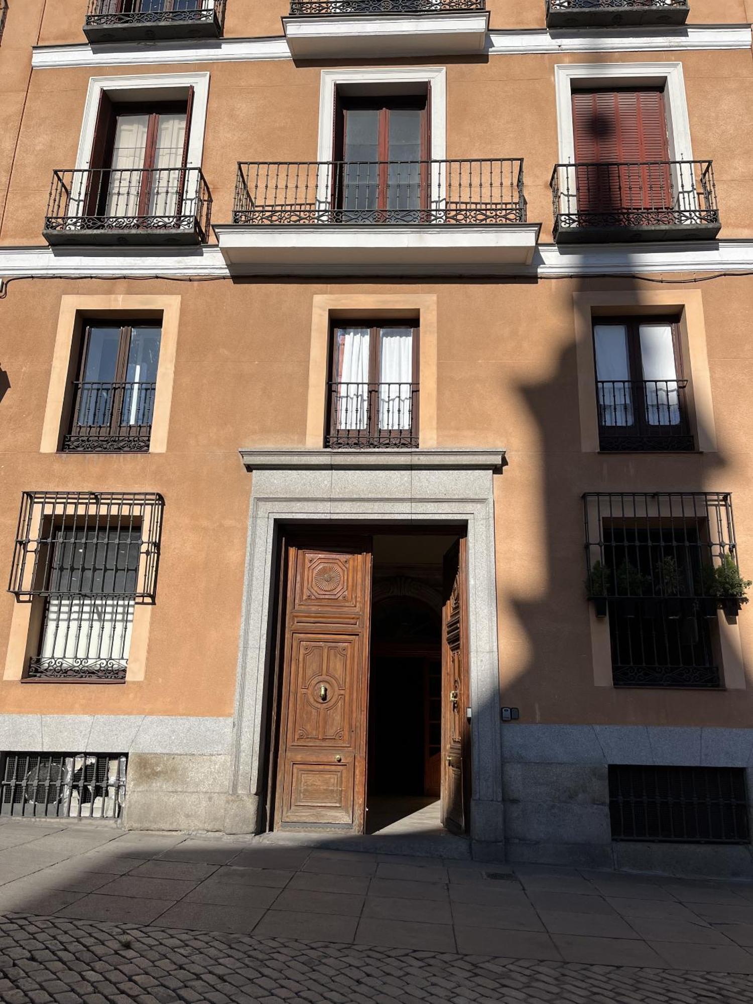 Dplace To Be - Amazing Apartments In Historic Center Madrid Esterno foto