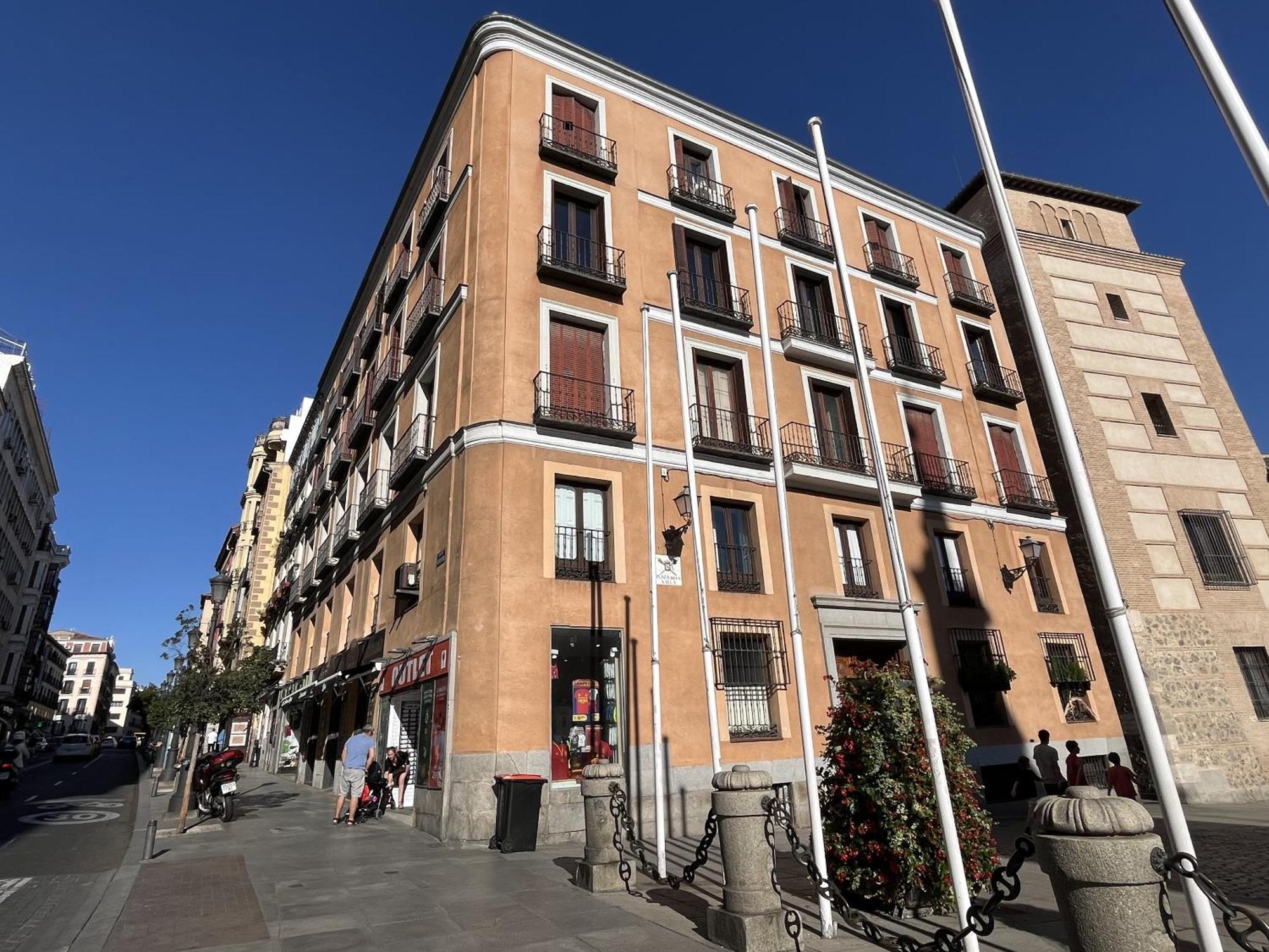 Dplace To Be - Amazing Apartments In Historic Center Madrid Esterno foto